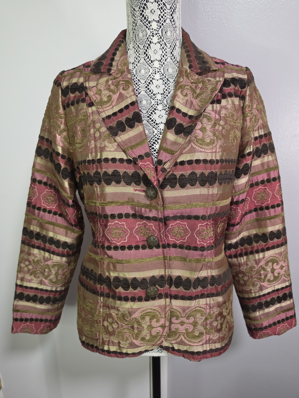 Woven Patterned Blazer Jacket in Pink and Gold